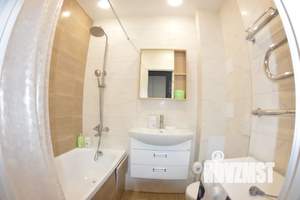 Студия квартира, посуточно, 25м2, 12/18 этаж