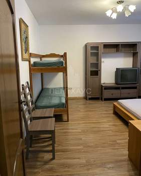 1-к квартира, на длительный срок, 52м2, 1/1 этаж