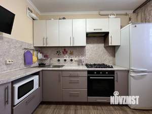 3-к квартира, на длительный срок, 66м2, 1/10 этаж