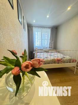 3-к квартира, посуточно, 57м2, 5/5 этаж