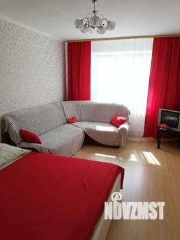 1-к квартира, посуточно, 41м2, 4/10 этаж