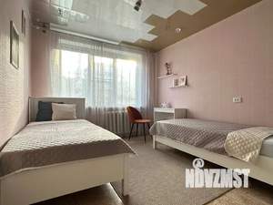 2-к квартира, посуточно, 50м2, 1/5 этаж