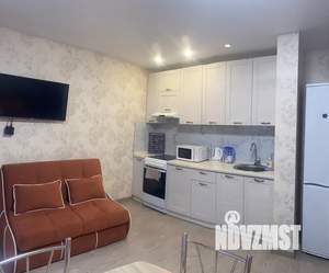 Студия квартира, посуточно, 32м2, 6/18 этаж