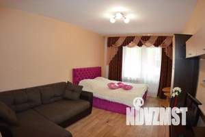 1-к квартира, посуточно, 45м2, 1/18 этаж