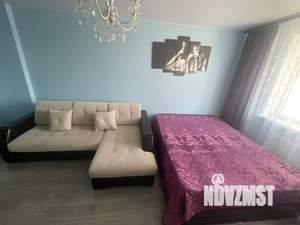 1-к квартира, посуточно, 35м2, 1/18 этаж