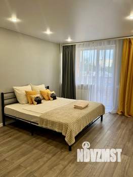 1-к квартира, посуточно, 42м2, 7/18 этаж