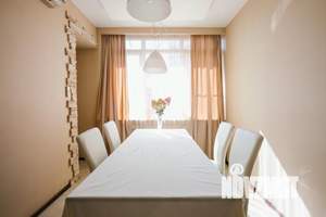 4-к квартира, посуточно, 195м2, 1/1 этаж