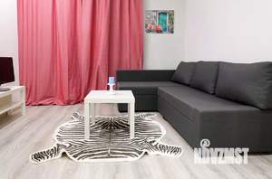 1-к квартира, посуточно, 42м2, 1/1 этаж