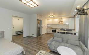 Студия квартира, на длительный срок, 40м2, 7/9 этаж