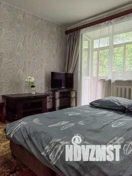 1-к квартира, посуточно, 32м2, 1/1 этаж
