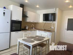 1-к квартира, посуточно, 43м2, 12/20 этаж