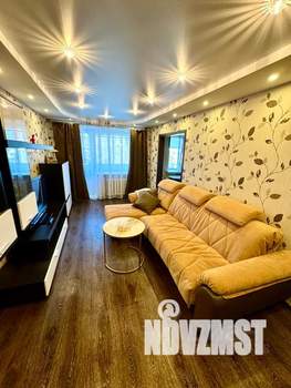 3-к квартира, посуточно, 57м2, 5/5 этаж