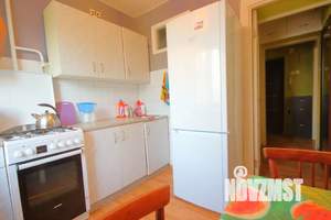 1-к квартира, посуточно, 32м2, 3/5 этаж