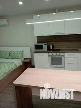 Студия квартира, посуточно, 31м2, 17/18 этаж