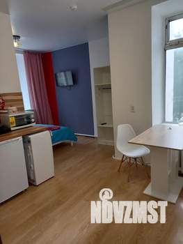 Студия квартира, посуточно, 27м2, 2/2 этаж
