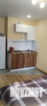 Студия квартира, посуточно, 25м2, 1/18 этаж