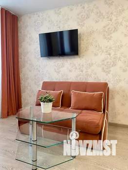 Студия квартира, посуточно, 32м2, 6/18 этаж