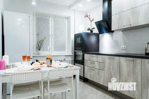 2-к квартира, посуточно, 80м2, 1/1 этаж