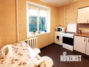 1-к квартира, посуточно, 39м2, 4/9 этаж