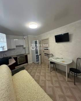 1-к квартира, на длительный срок, 38м2, 4/18 этаж