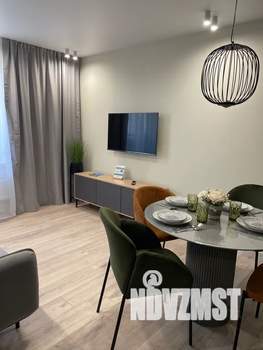 1-к квартира, посуточно, 40м2, 10/18 этаж