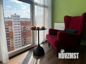 1-к квартира, посуточно, 42м2, 18/18 этаж