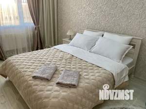 1-к квартира, посуточно, 40м2, 2/18 этаж