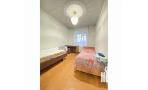 3-к квартира, посуточно, 60м2, 1/1 этаж