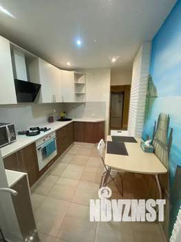 1-к квартира, посуточно, 38м2, 6/18 этаж