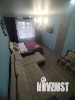 1-к квартира, посуточно, 35м2, 1/18 этаж