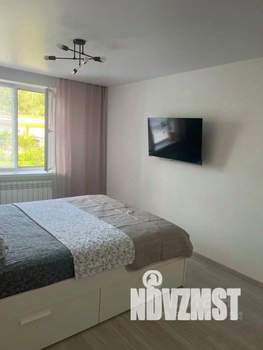 1-к квартира, посуточно, 32м2, 1/1 этаж