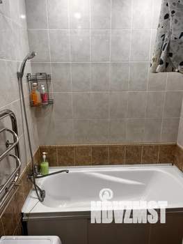 Студия квартира, посуточно, 42м2, 3/17 этаж