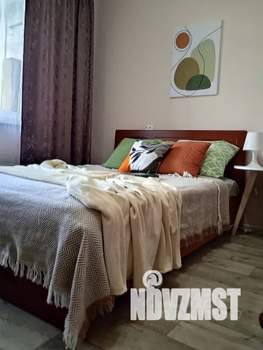 1-к квартира, посуточно, 35м2, 9/16 этаж