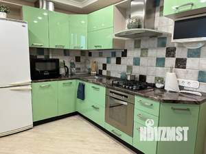 1-к квартира, посуточно, 42м2, 3/9 этаж