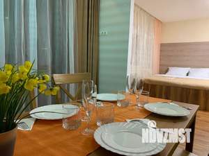 Студия квартира, посуточно, 42м2, 9/9 этаж