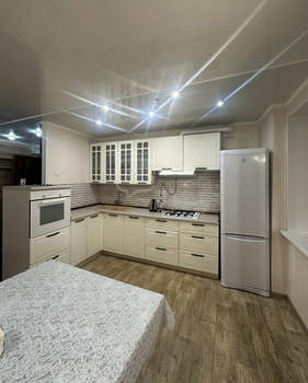 2-к квартира, на длительный срок, 80м2, 3/6 этаж