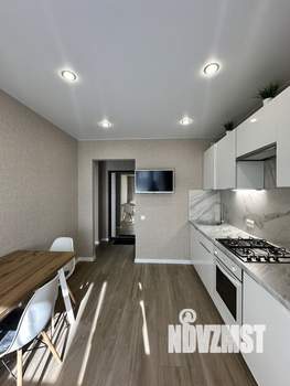 1-к квартира, посуточно, 38м2, 18/18 этаж