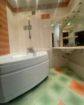 3-к квартира, на длительный срок, 112м2, 5/6 этаж