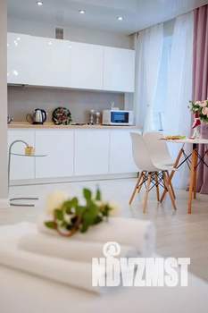 Студия квартира, посуточно, 30м2, 1/10 этаж