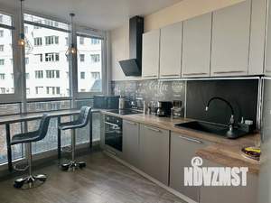 Студия квартира, посуточно, 35м2, 6/14 этаж