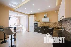 4-к квартира, посуточно, 195м2, 3/4 этаж