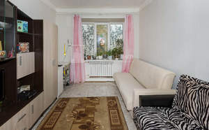 2-к квартира, вторичка, 42м2, 1/3 этаж