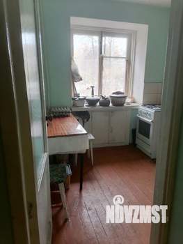 2-к квартира, вторичка, 42м2, 1/5 этаж