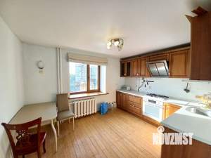 4-к квартира, вторичка, 95м2, 8/10 этаж