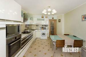 3-к квартира, вторичка, 82м2, 3/6 этаж