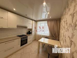 2-к квартира, вторичка, 63м2, 3/5 этаж