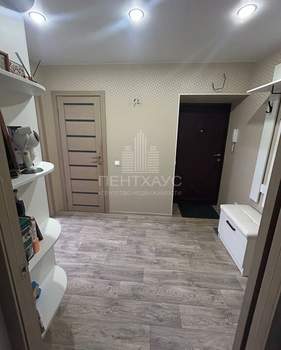 1-к квартира, вторичка, 42м2, 3/10 этаж