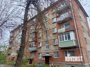 2-к квартира, вторичка, 42м2, 1/5 этаж