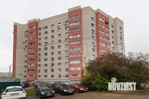2-к квартира, вторичка, 63м2, 1/10 этаж