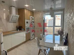 3-к квартира, вторичка, 80м2, 6/15 этаж